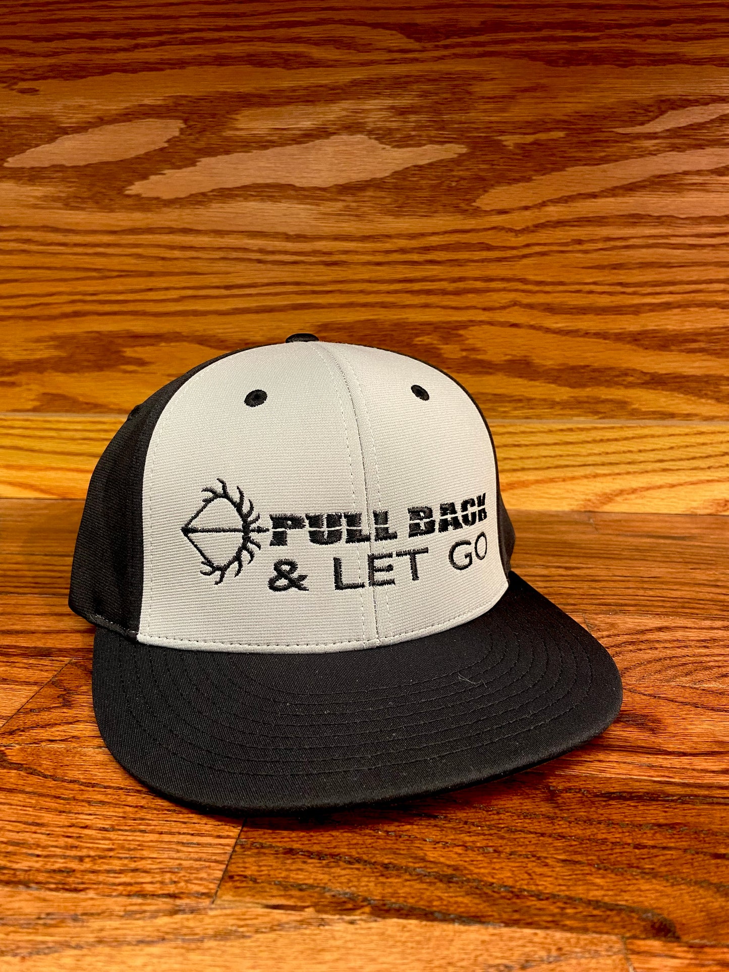 RICHARDSON FLEXFIT • ALTERNATE GREY/BLACK