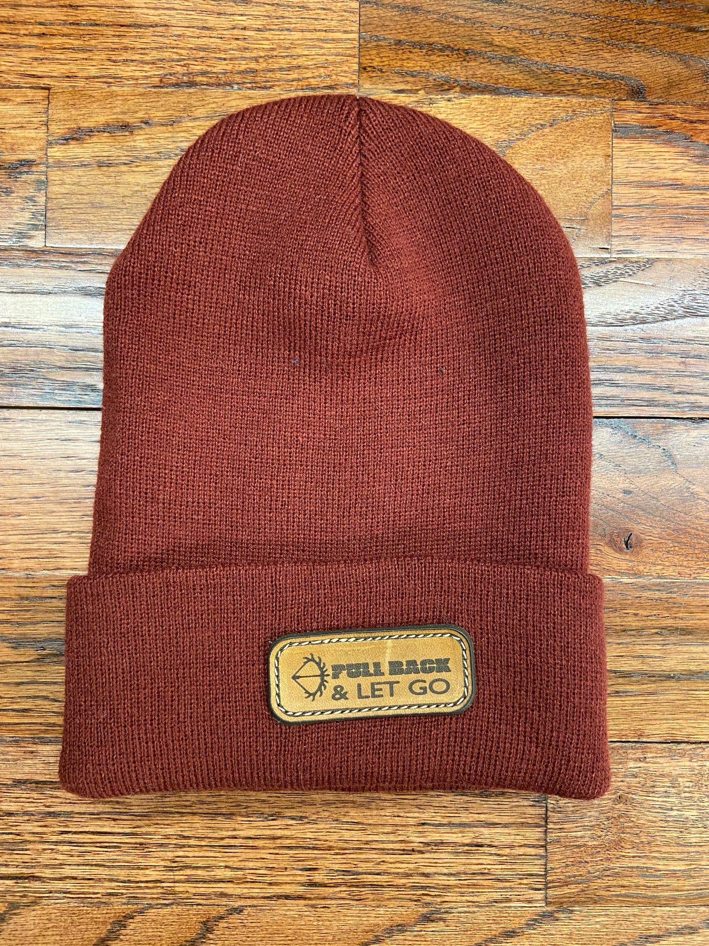 BEANIE • CRANBERRY