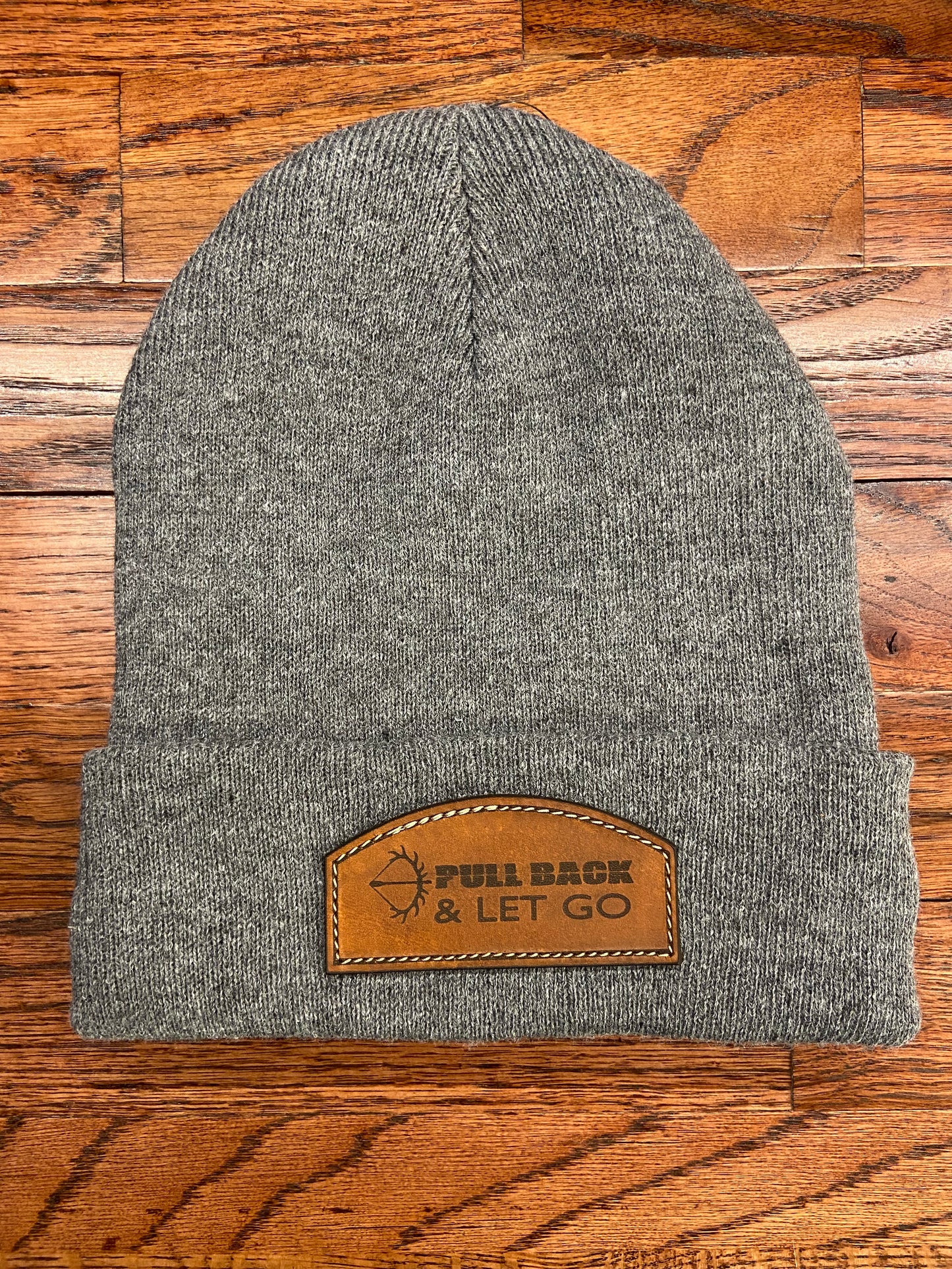 BEANIE • GREY